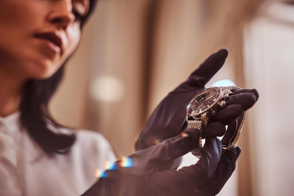 Luxury Rental Fraud: How Identity Verification Protects Designer Bags and Watches
